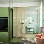 Hotel Clarance