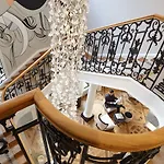 Hotel Clarance Lila