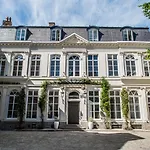 Clarance Hotel 5*