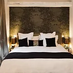 Hotel Clarance