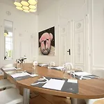 Clarance Hotel 5*