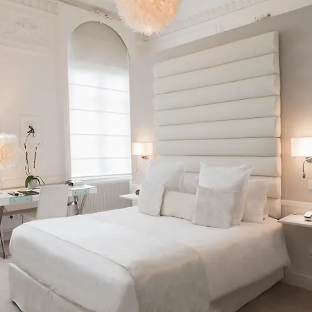 Clarance Hotel 5*