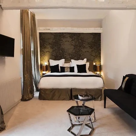 Hotel Clarance 5*