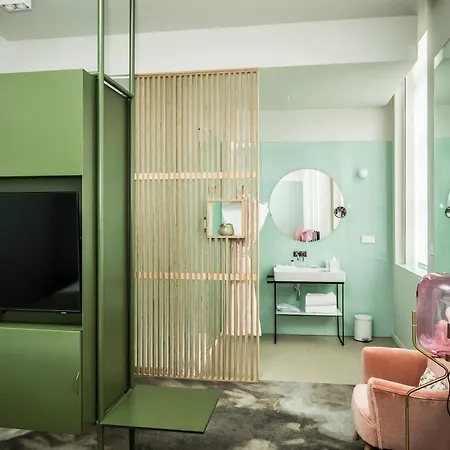 Hotel Clarance