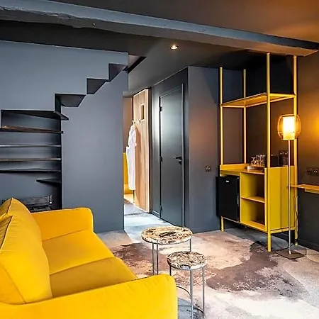 Hotel Clarance