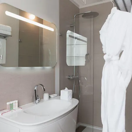 Otel Clarance Lille