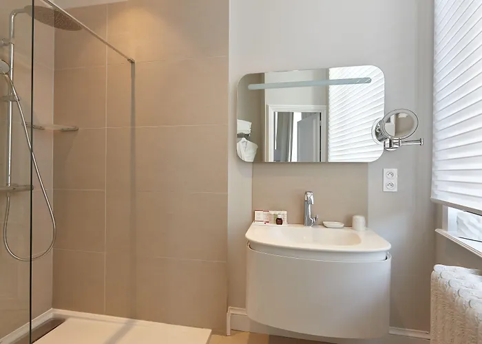 Hotel Clarance Lilla